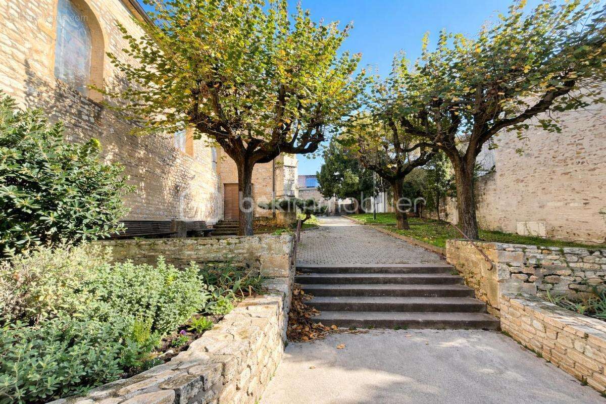 À vendre – Appartement de charme au cœur de Pommiers – 60m² – Vue vignes - photo 5
