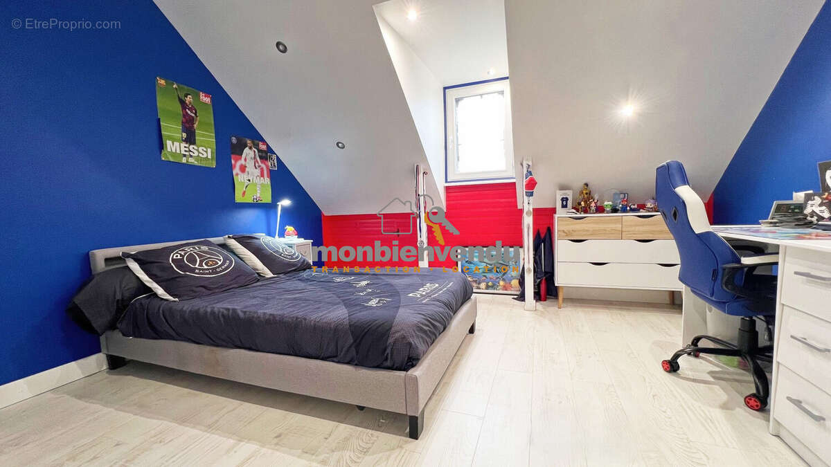 Maison à ARPAJON-SUR-CERE