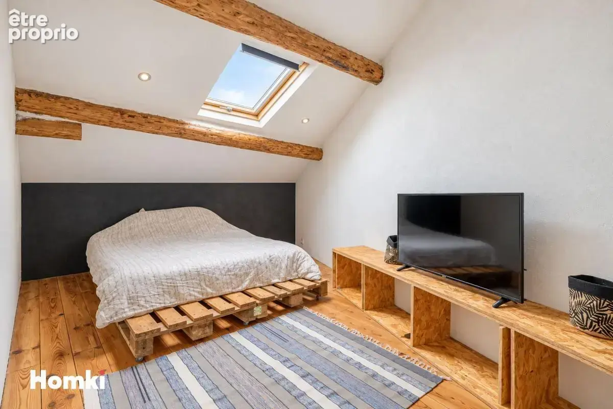 Appartement T3 de 84,94 m² à Bagnols-sur-Cèze 30200, Avenue Général de Gaulle - photo 7