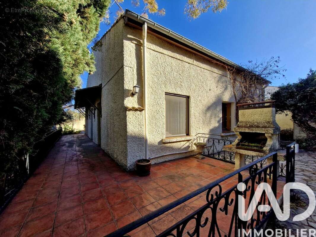 Photo 2 - Maison à NISSAN-LEZ-ENSERUNE