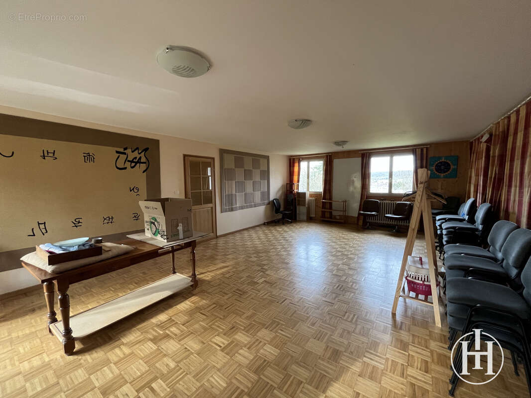 Maison à SAINT-AMAND-MONTROND