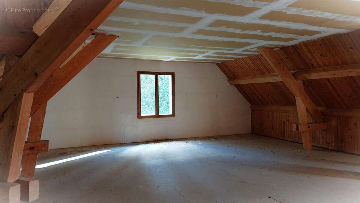 Maison à DEMANGEVELLE