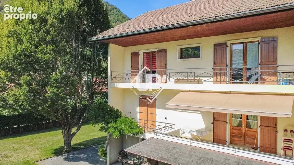 Maison avec deux appartements et terrain plat - photo 10