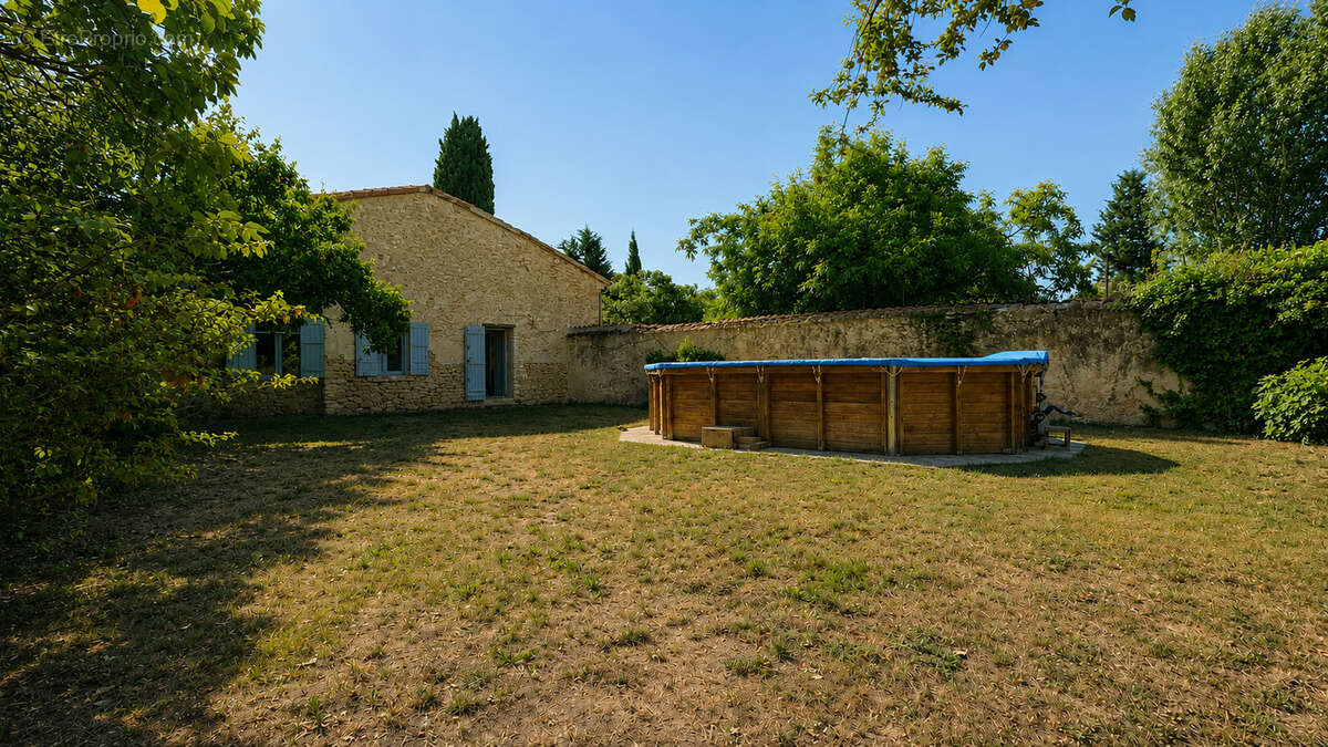 Maison à LAURIS