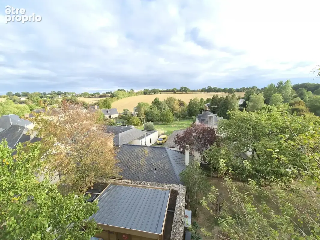 Maison de bourg de 115 m2 habitable parne sur roc cite de caractere - photo 2