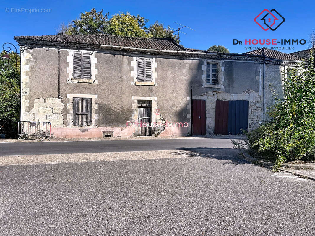 Maison à CHATEAU-L&#039;EVEQUE