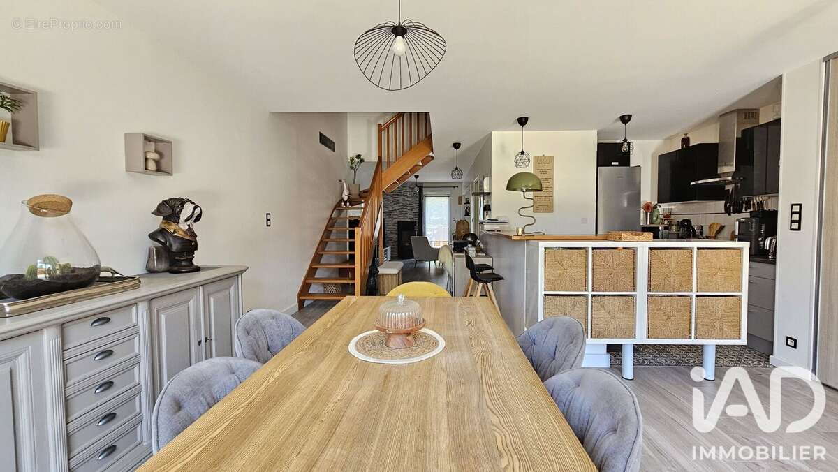 Maison 99 m² à Vignoc  - photo 3