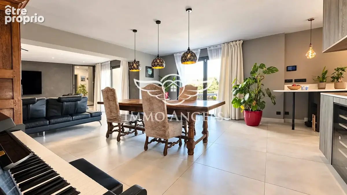 Maison 5 pièces 136 m² à vendre à Aramon (30390) - photo 7