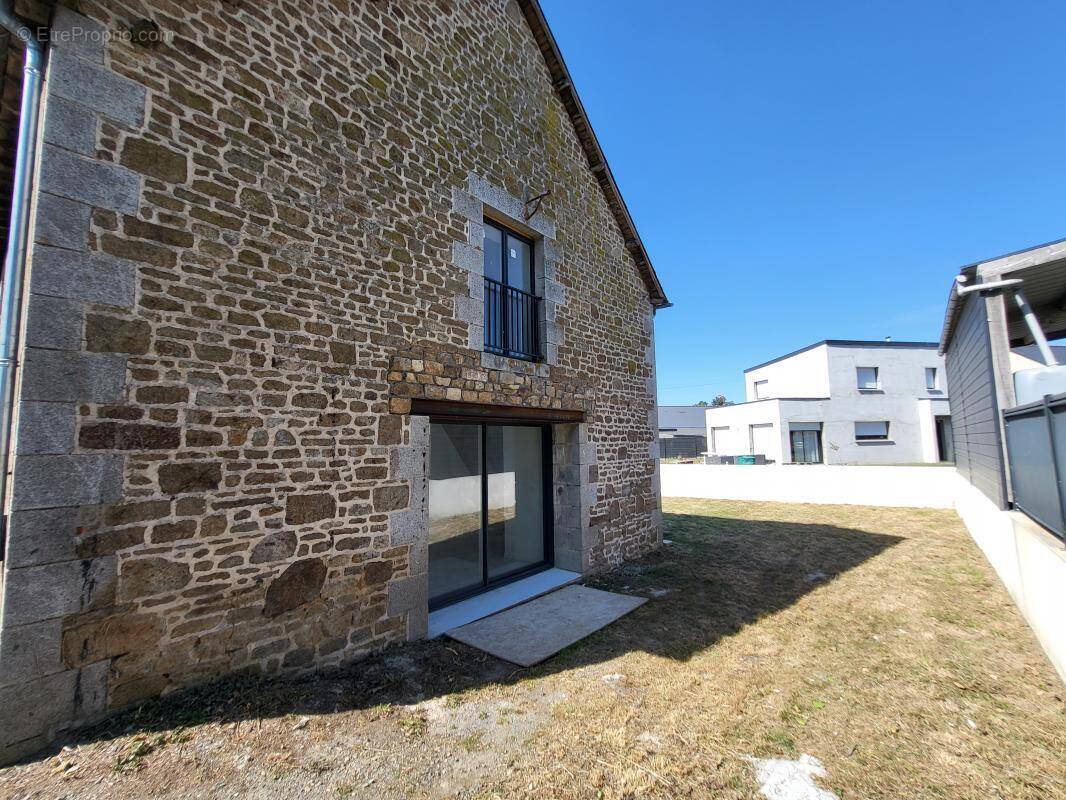 Maison à SENS-DE-BRETAGNE