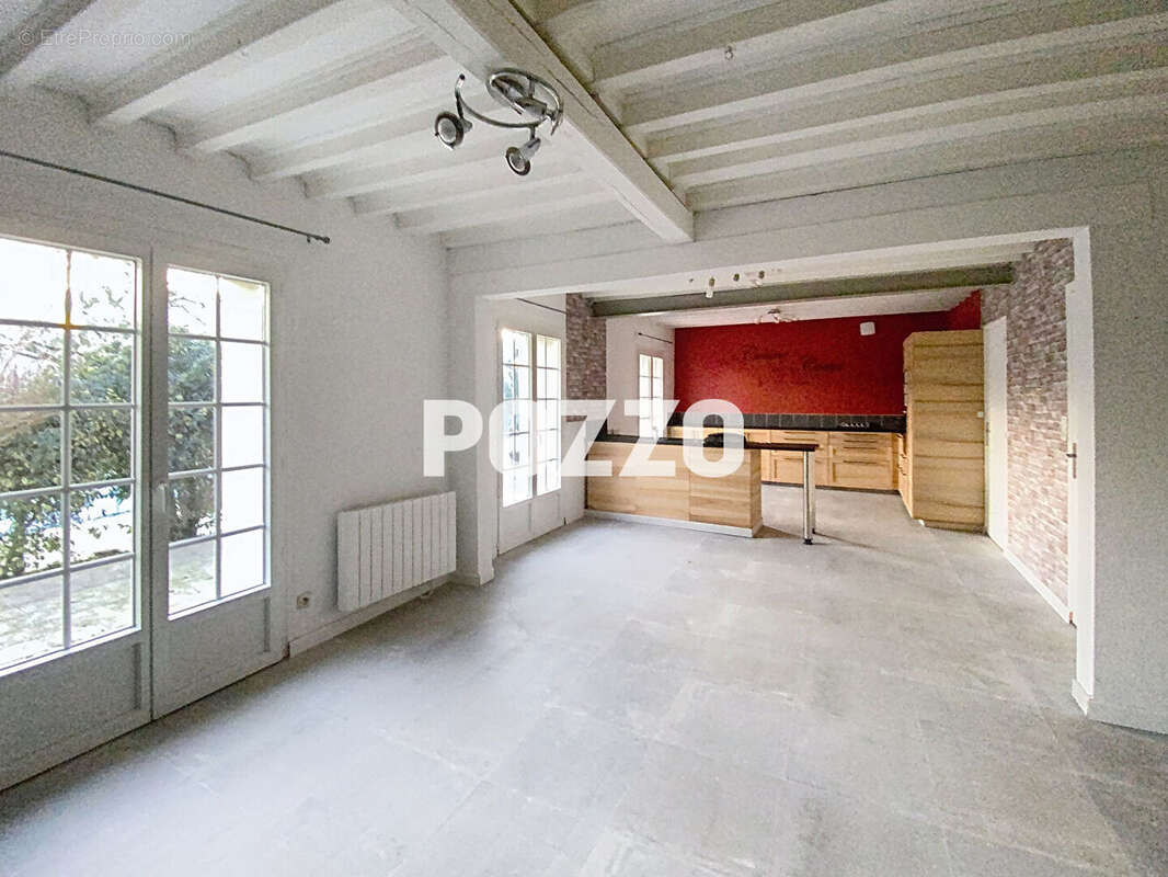 Maison à CLECY