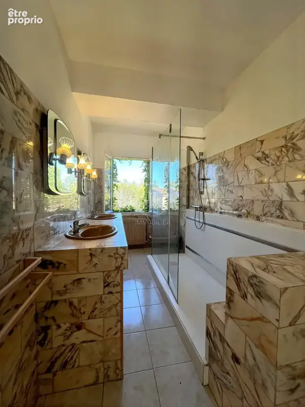 Maison en pierre avec dépendances et terrain de plus de 6 700 m² - photo 18