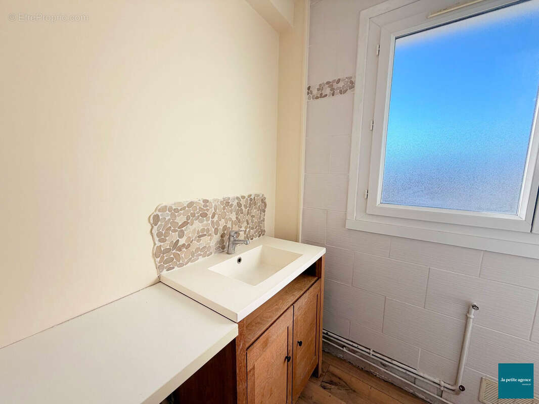 Appartement à HEROUVILLE-SAINT-CLAIR