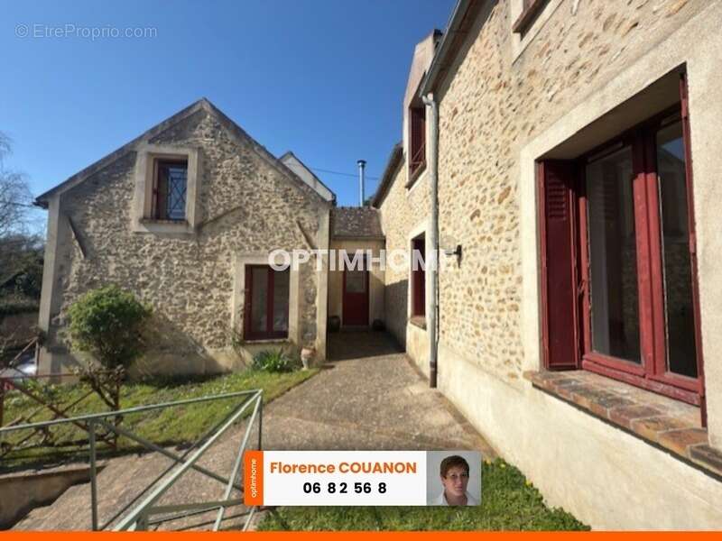 Sainte Mesme - Maison de caractère atypique 10 pièces – 230 m² – 5 chambres - garage 3 voitures - photo 14