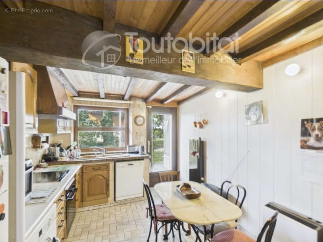 Maison à NOVY-CHEVRIERES