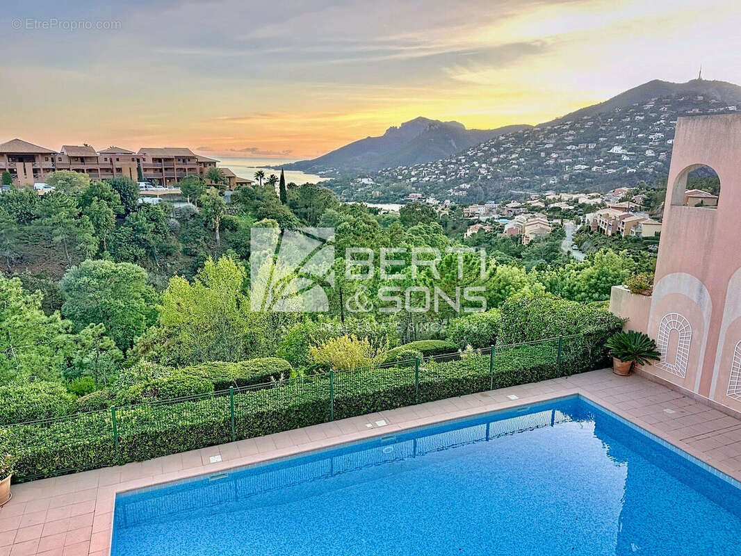 Appartement à THEOULE-SUR-MER