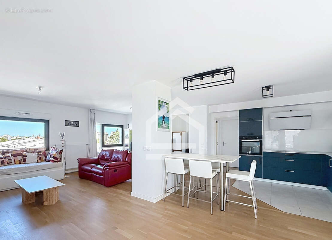 Appartement à BORDEAUX