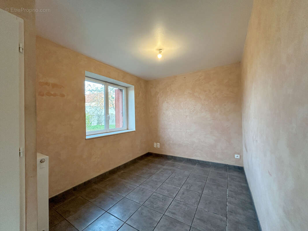 Maison à COMMENTRY
