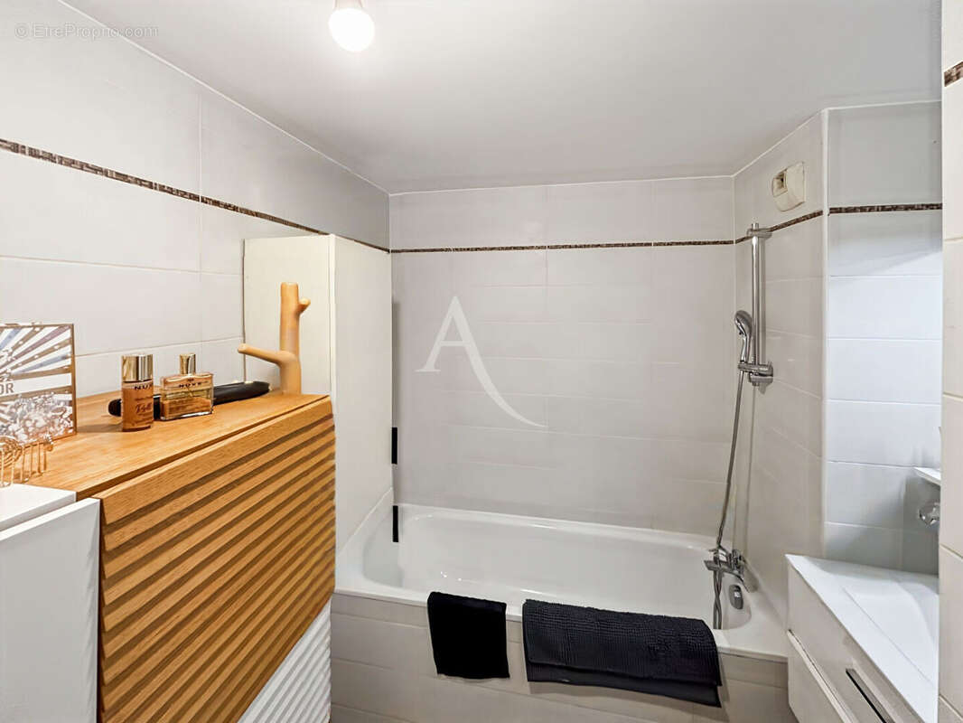 Appartement Cannes centre ville 3 pièces 53,74m2 - Vendu Loué - photo 6