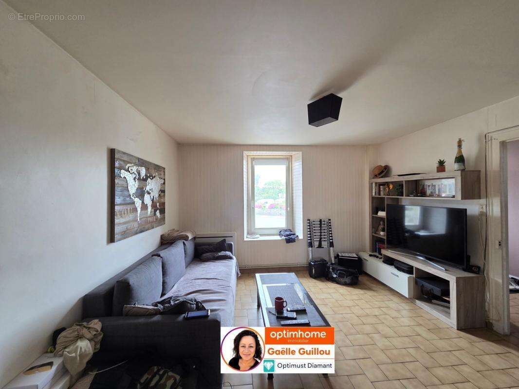 CLEDER  : ensemble immobilier maison + local commercial + Hangar - photo 2