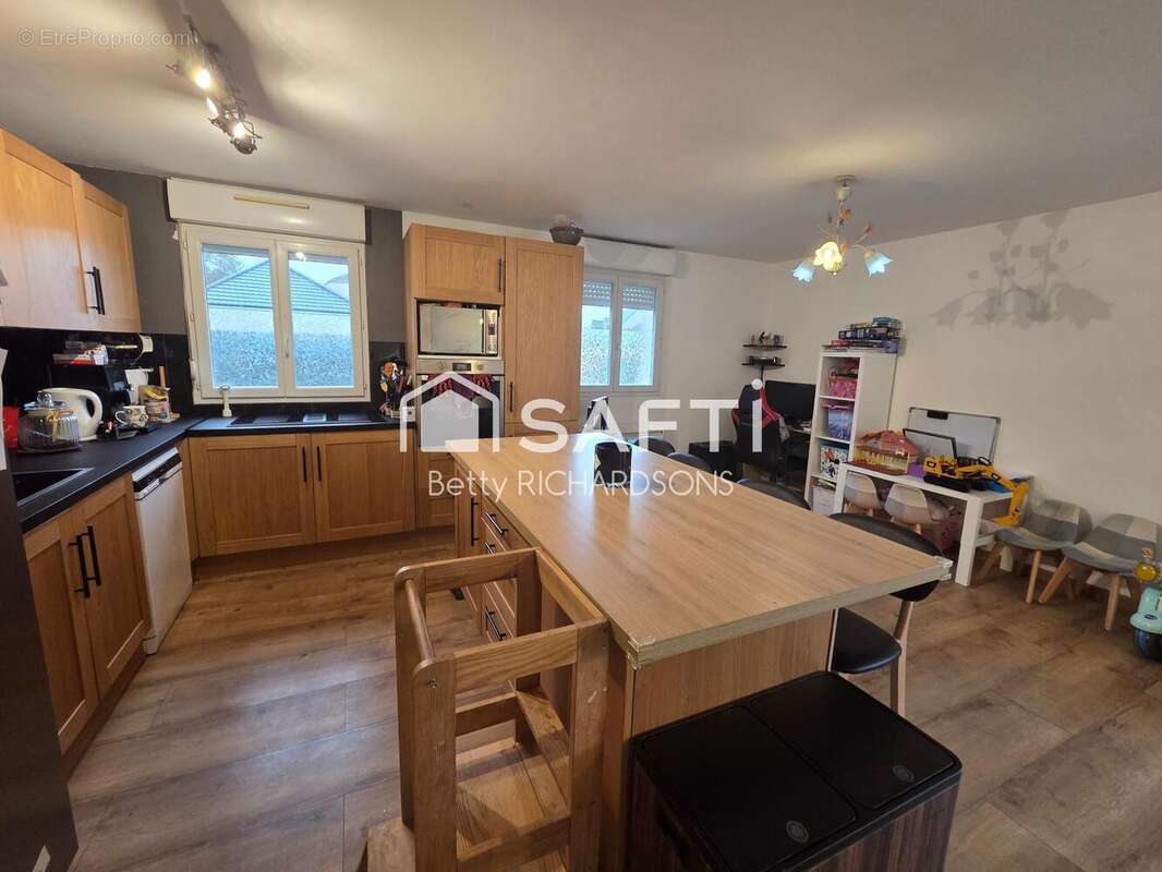 Photo 5 - Maison à AVION