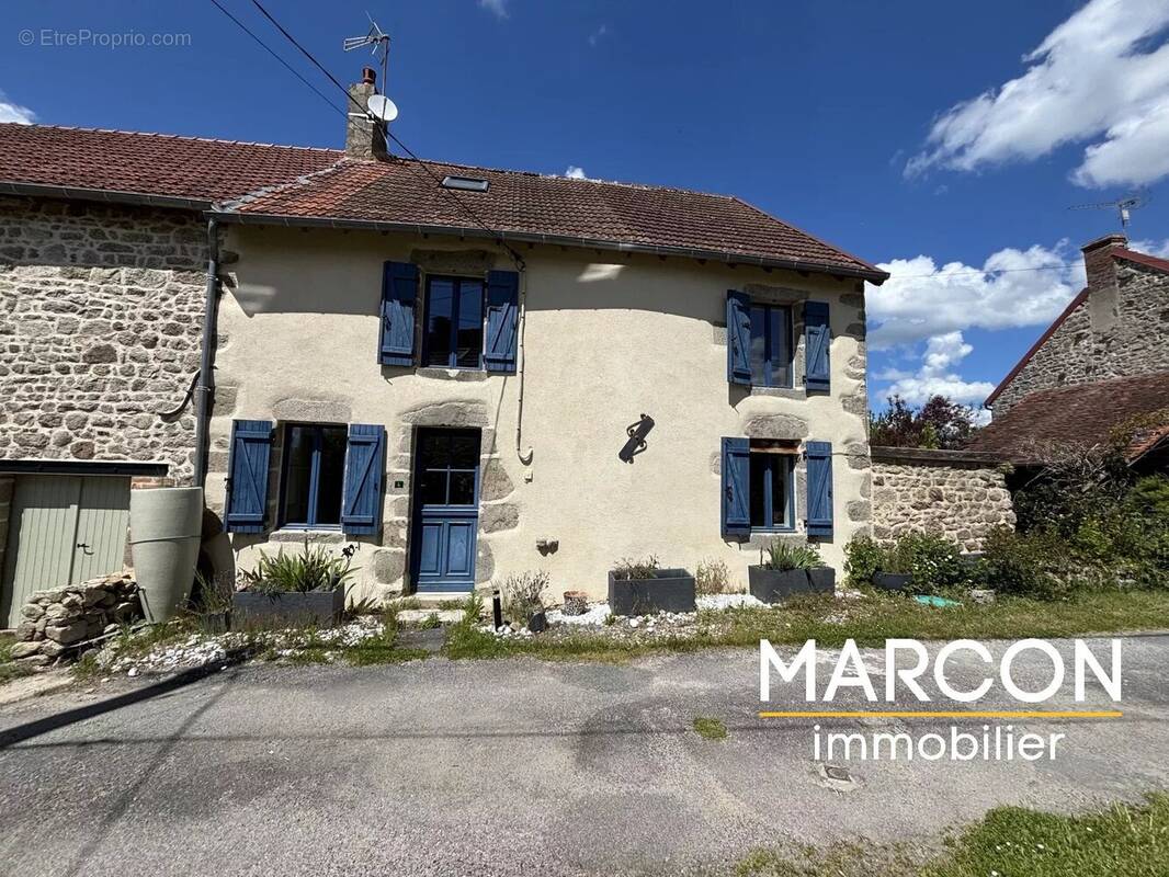 Maison à PEYRAT-LA-NONIERE