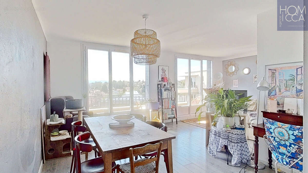 Appartement à CHAMPAGNE-AU-MONT-D'OR