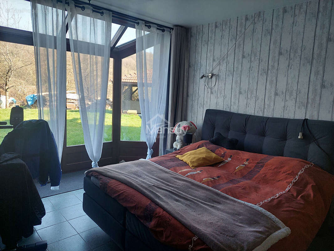 Appartement à LONGUYON