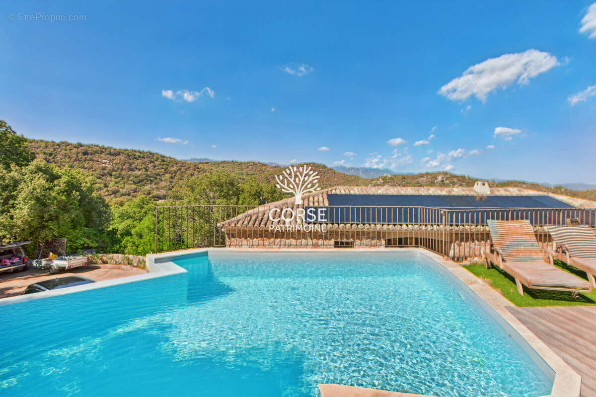 Maison à PORTO-VECCHIO