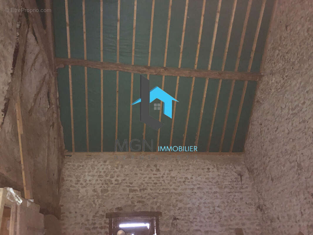 Maison à BULLAINVILLE