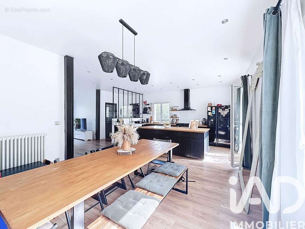 Photo 4 - Maison à LE PLESSIS-TREVISE