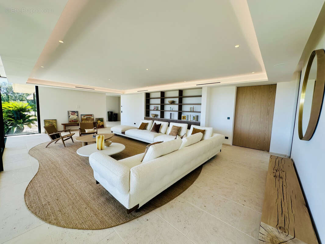 Maison à RAMATUELLE