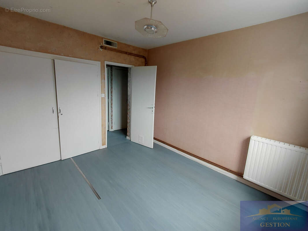 Appartement de type 4 avec cave et garage - photo 9