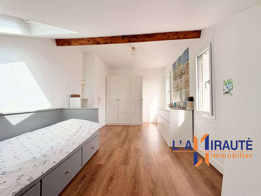 Maison à MAISONS-LAFFITTE