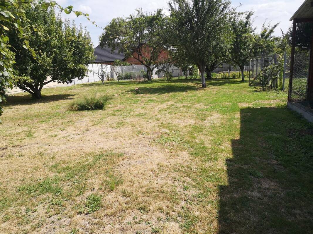 Terrain à CAMBRAI
