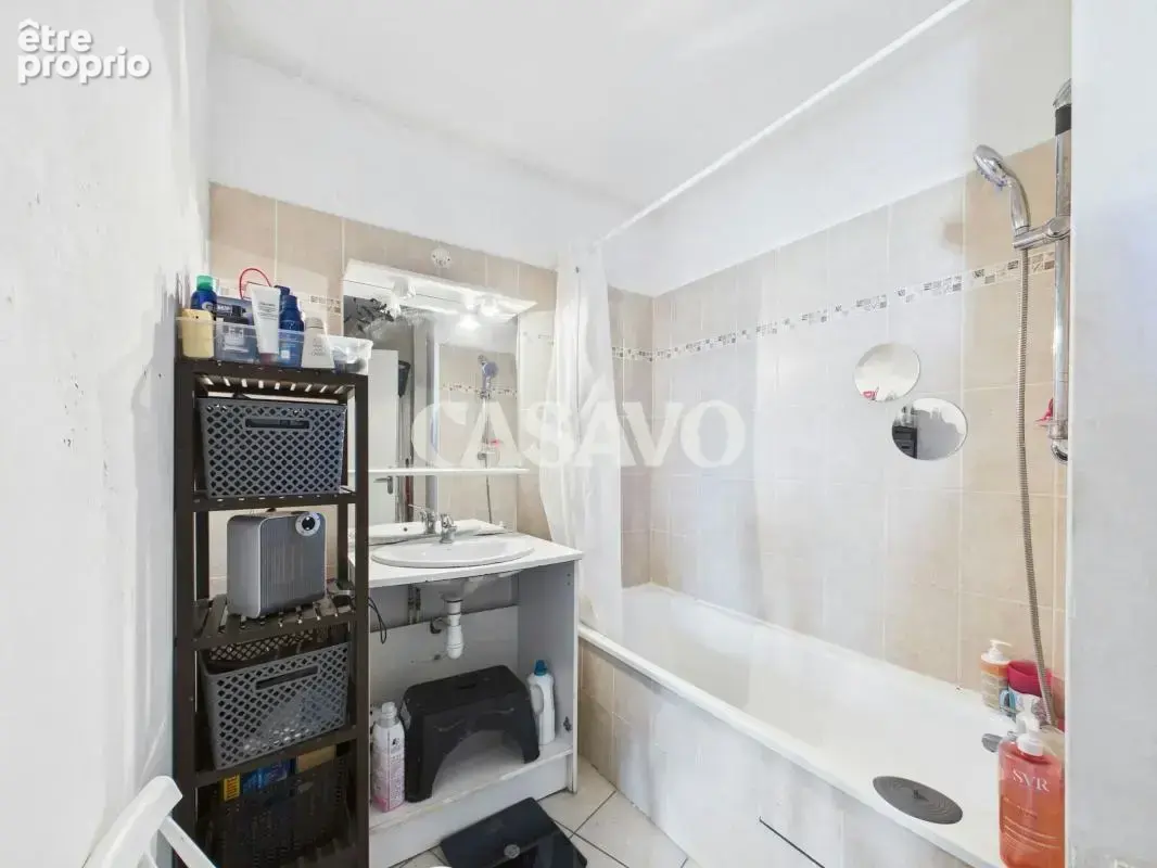 Vente Appartement 4 pièces de 77m² - 69150 Décines-Charpieu - photo 15