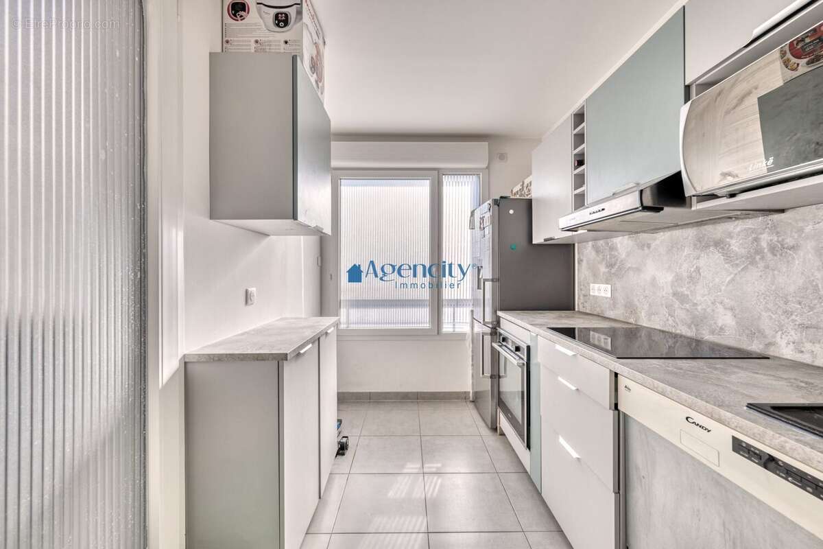 Appartement 64 m² à Noisy-Le-Grand  - photo 6