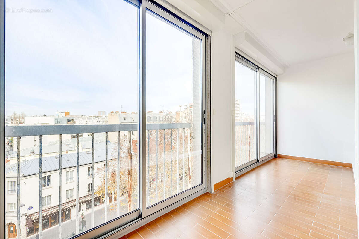 Appartement à PARIS-19E