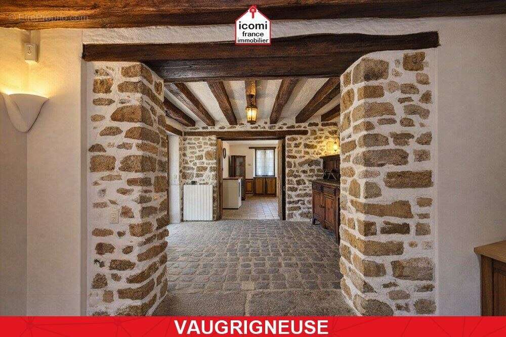 Maison à VAUGRIGNEUSE