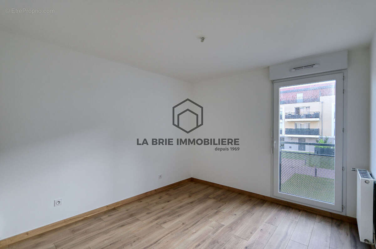 Appartement à PONTAULT-COMBAULT