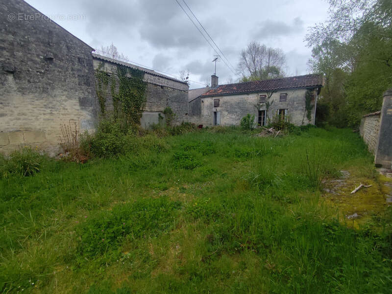 Maison à MIGRON