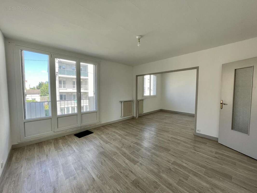 Photo 1 - Appartement à TROYES