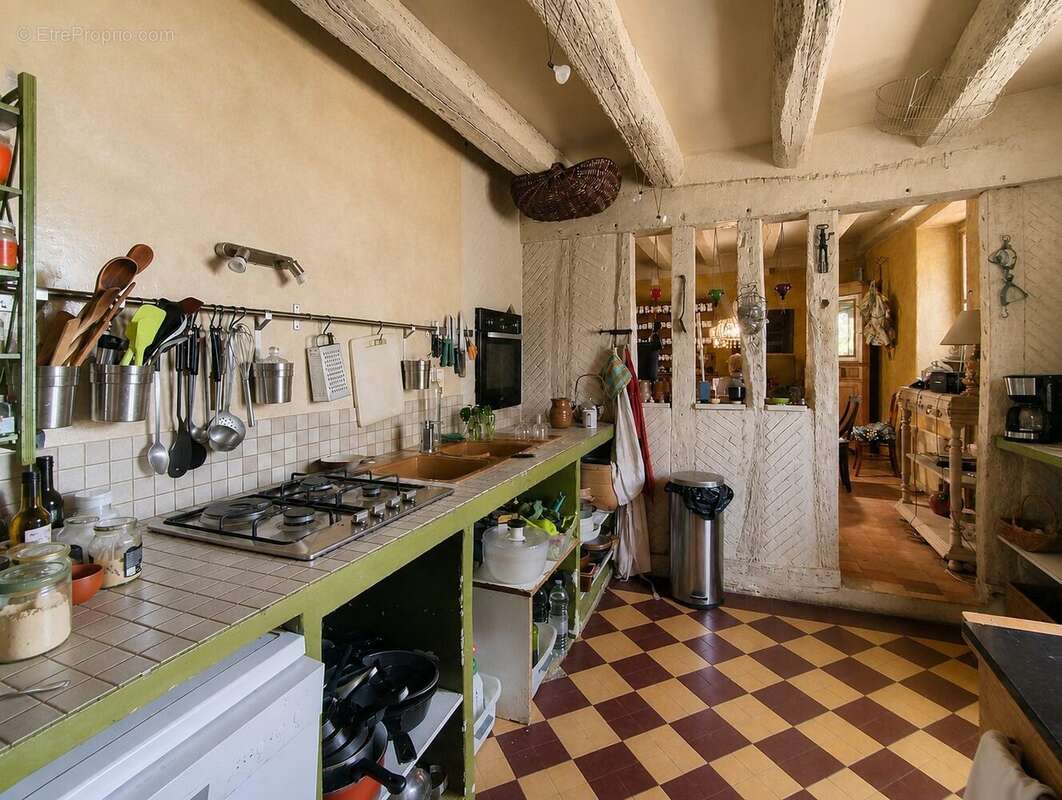 Maison 167 m² à Maslives  - photo 3