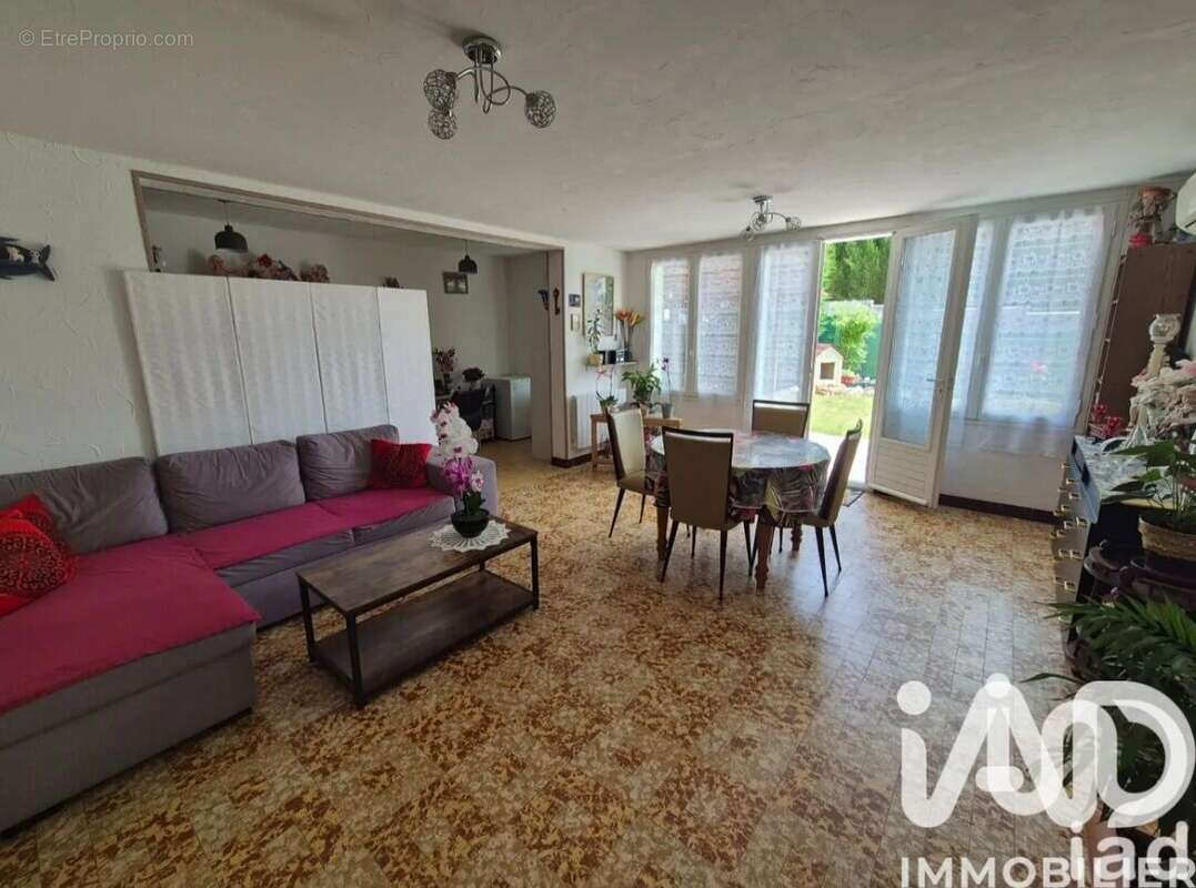 Photo 5 - Maison à REBAIS