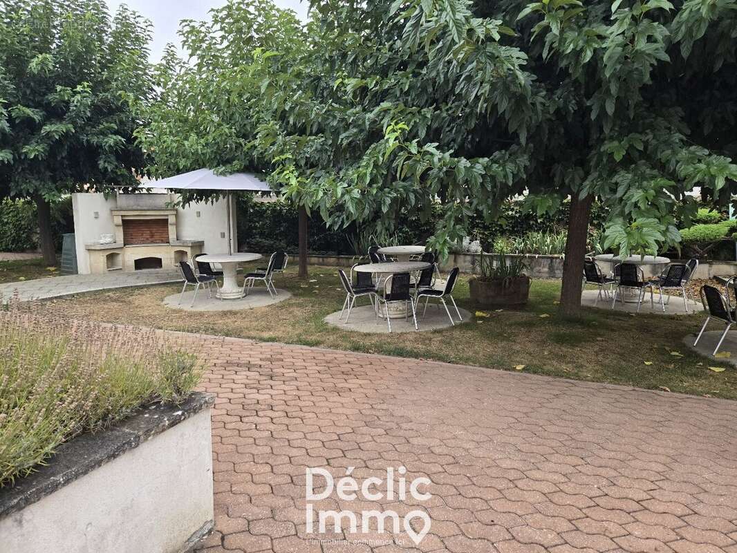 À VENDRE - Exceptionnel Hôtel-Restaurant clé en main avec licence IV + maison attenante - photo 12