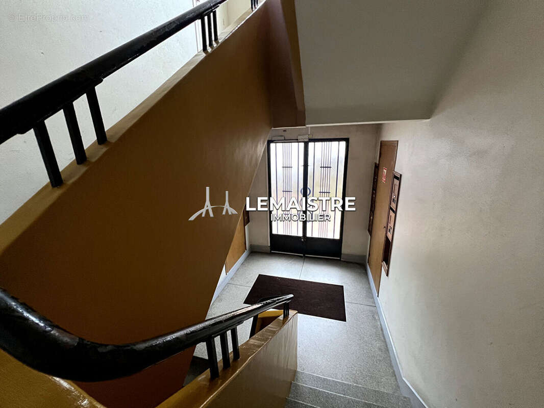 Appartement à vendre - Rouen Saint-Gervais- 62,74 m² - Vue panoramique Seine plein Sud - photo 9