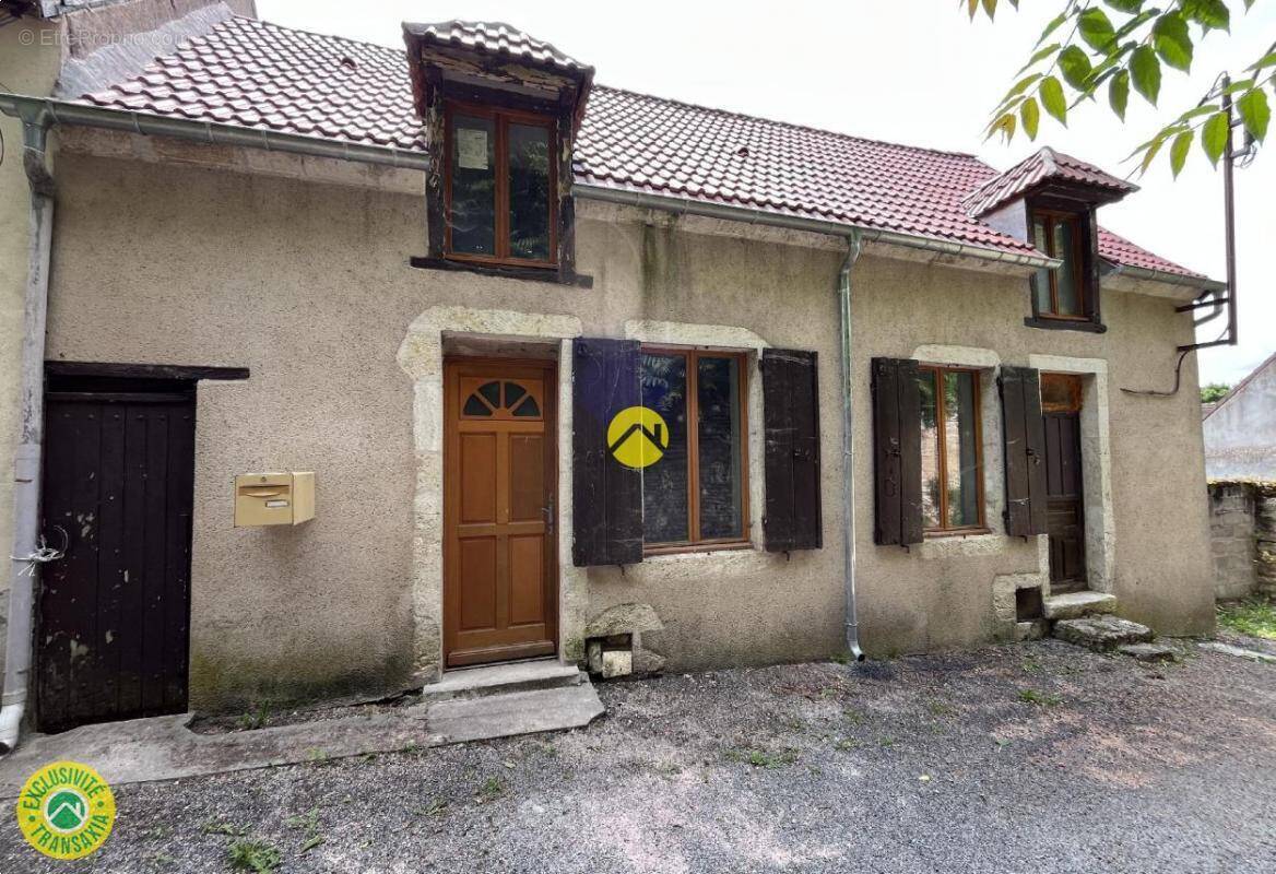 Maison à CHATEAUNEUF-SUR-CHER