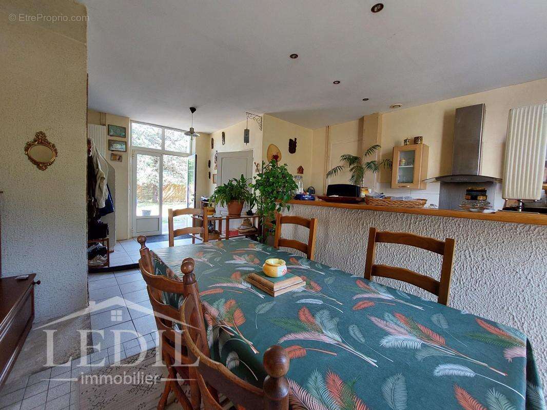 Maison à ANGLARS-NOZAC