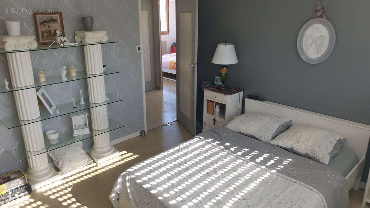 Maison à VILLENAVE-D'ORNON