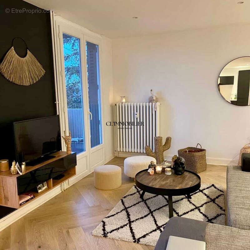 Appartement à SAINT-ETIENNE