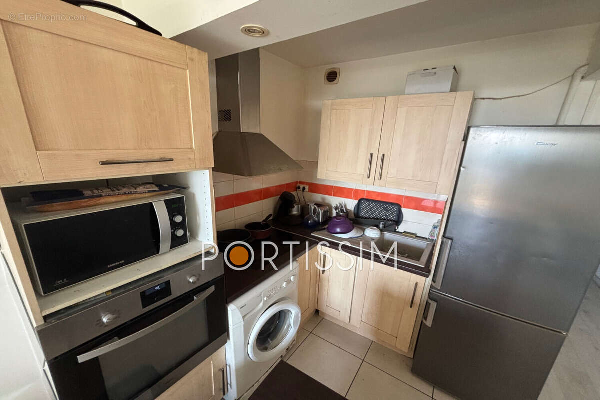 Appartement 30 m² à Saint-Laurent-Du-Var  - photo 4